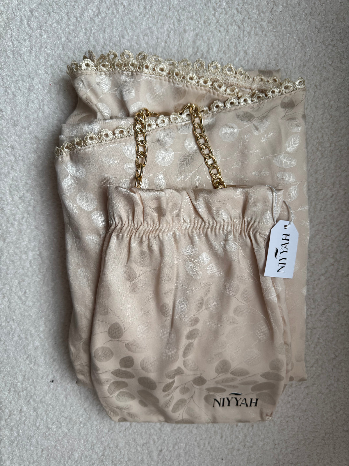 Mina – Satin Set